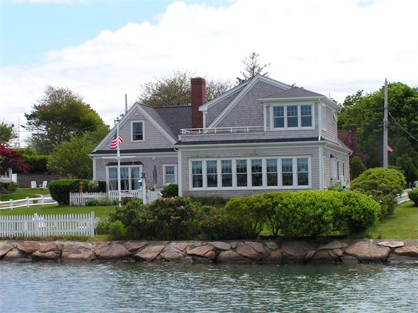 132 Bay Shore