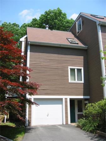 16  Greenridge Lane,  Lincoln, MA