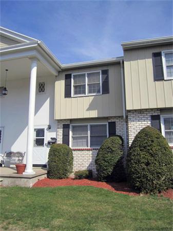 15 Yorktowne Ct