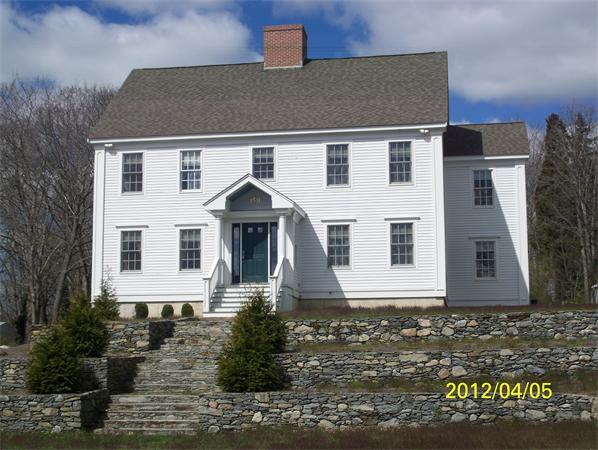 159 Main St