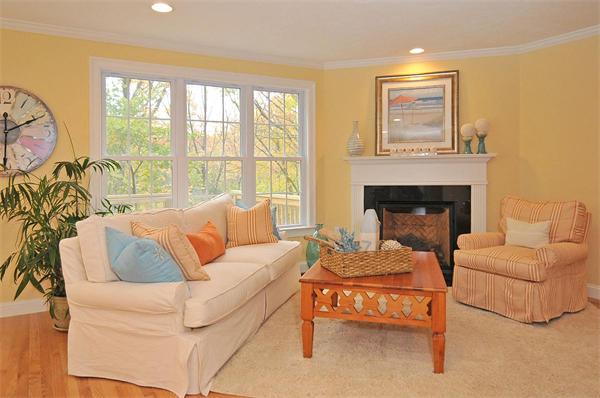 36 River Point Drive