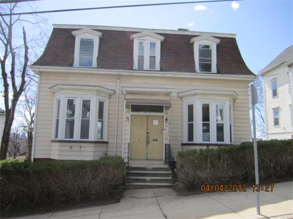 72 Eleanor St