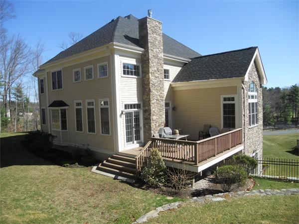 76 Clubhouse Way