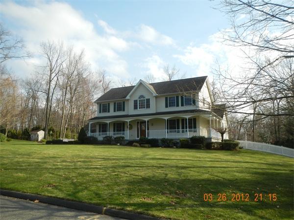 11 Grassy Meadow Rd
