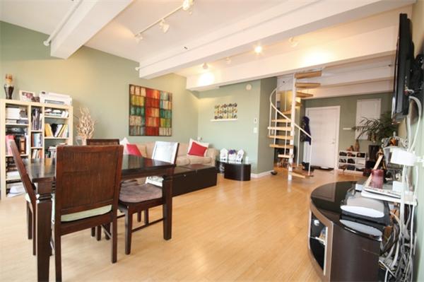 Lofts.com apartments, condos, coops, houses & commercial real estate - Back Bay Lofts (Condo)
