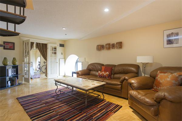 Lofts.com apartments, condos, coops, houses & commercial real estate - Waterfront Lofts (Condo)