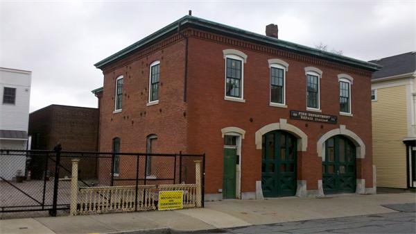 1558 Purchase St