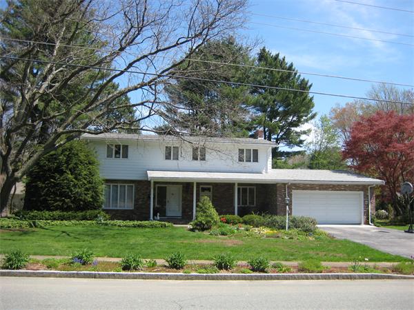 183 Braemoor Rd