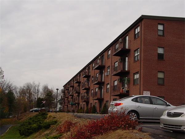 10 Wrentham Rd