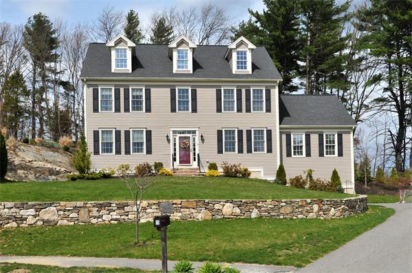 15 Stirrup Brook Ln