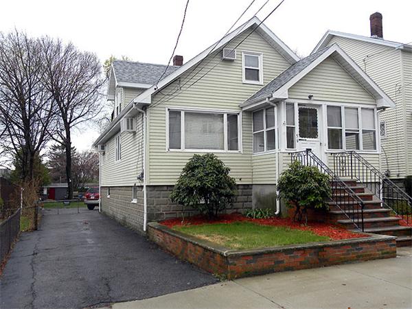 56 Bennett St