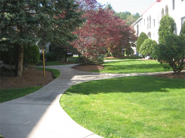 100 Fellsview Ter