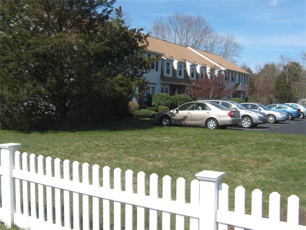 96 Mechanic St