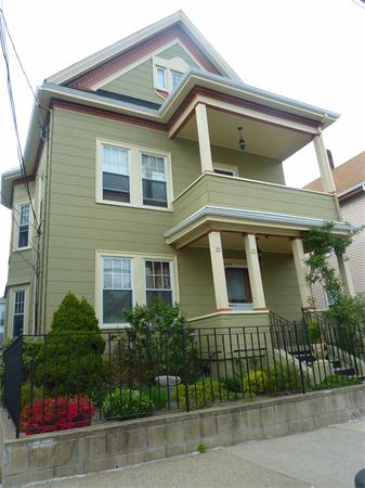  Somerville MA Open Houses | Open Homes | CPC Open Houses, Spacious, well maintained, 2-level, 4BR/2bath condo in convenient Winter Hill lo