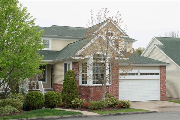 8 Rose Court Way