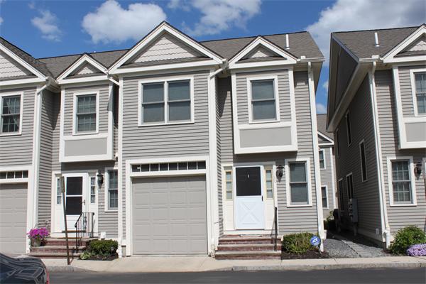 201 Main St