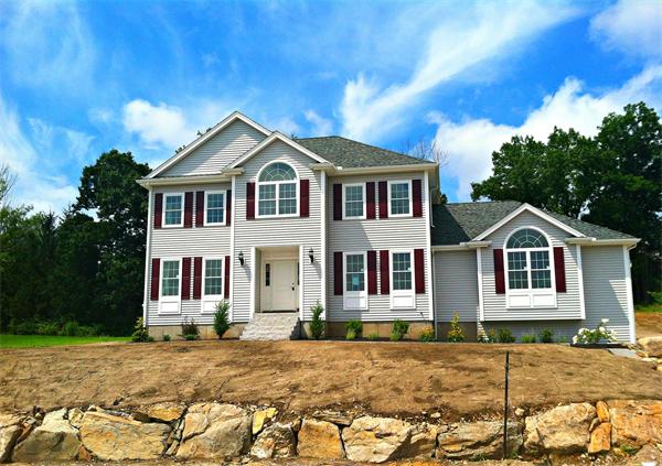 8 Rick's Way, Methuen, MA