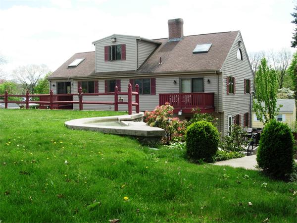 10 Buttonwood Road