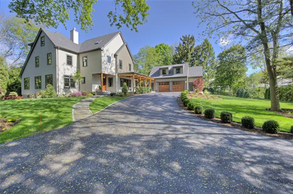16 Rockmont Road