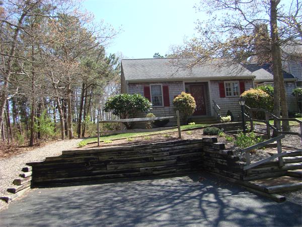 25 Miriah Dr