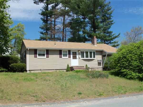  Tewksbury MA Open Houses | Open Homes | CPC Open Houses, Very well maintained ranch features hardwood floors in 3 bedrooms  living room.