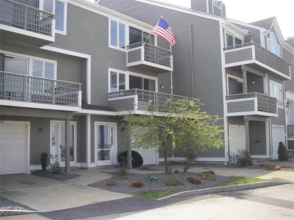 700 Shore Dr