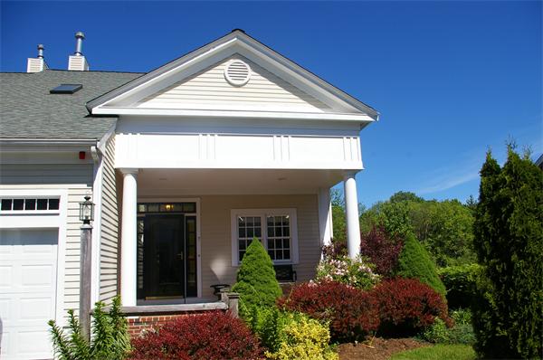 7 Whiting Ln