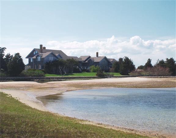75 Winsor Rd