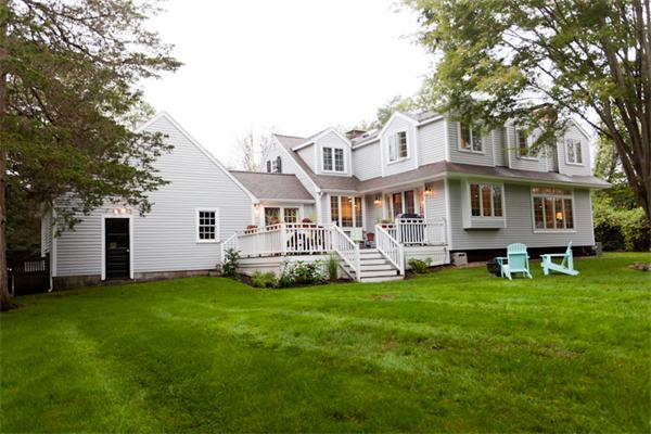 66 Topsfield Rd