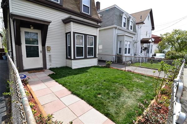 42 Everett St