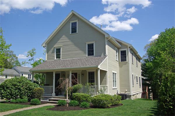 274 Langley Rd
