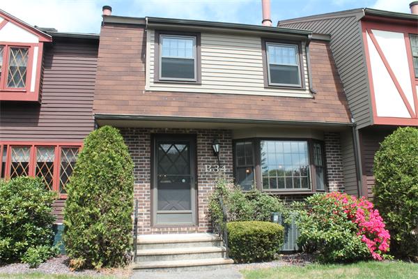  Chelmsford MA Open Houses | Open Homes | CPC Open Houses, BETTER THAN NEW! Two bedroom townhouse at Scotty Hollow. Do nothing but move in.