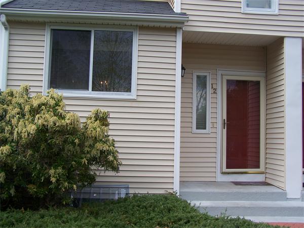 12 Gaslight Lane