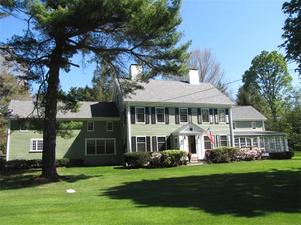 558 Dutton Road