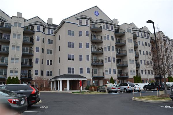 10 Seaport Drive