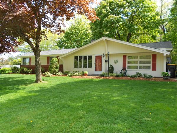  Framingham MA Open Houses | Open Homes | CPC Open Houses, An updated four bedroom, 2 full and 2 half bath ranch.  Large master suite in a 