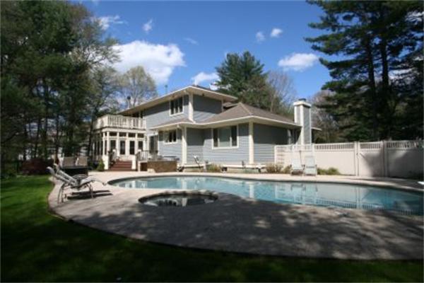 38 Coppermine Rd