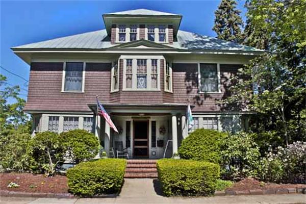 26 King St