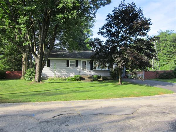 74  Autumn Dr,  Fitchburg, MA