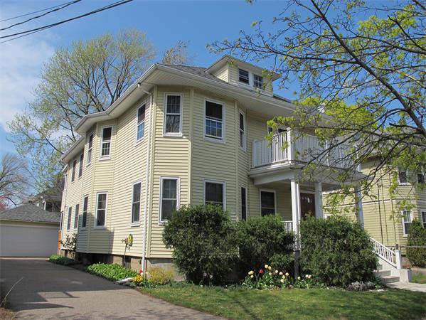 78 Marathon St