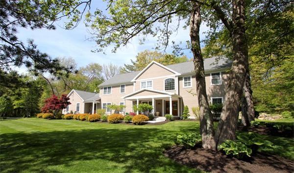 6 HILLTOP DRIVE