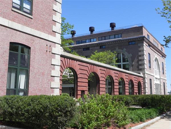 Lofts.com apartments, condos, coops, houses & commercial real estate - Charlestown Lofts (Condo)