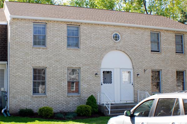283 Fuller Rd