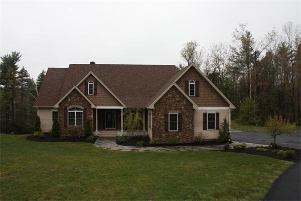 10 Oak Hollow Lane