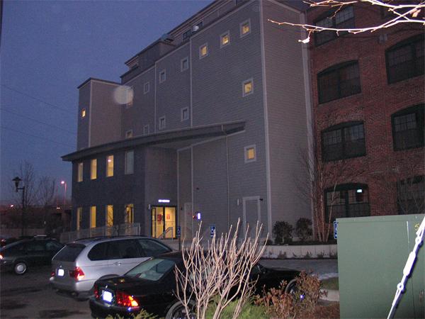 Lofts.com apartments, condos, coops, houses & commercial real estate - Everett Lofts (Condo)