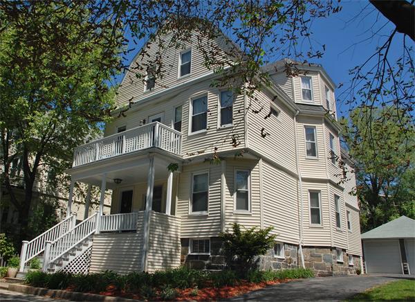 44 Hall Ave