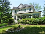 Uxbridge MA Real Estate Photo