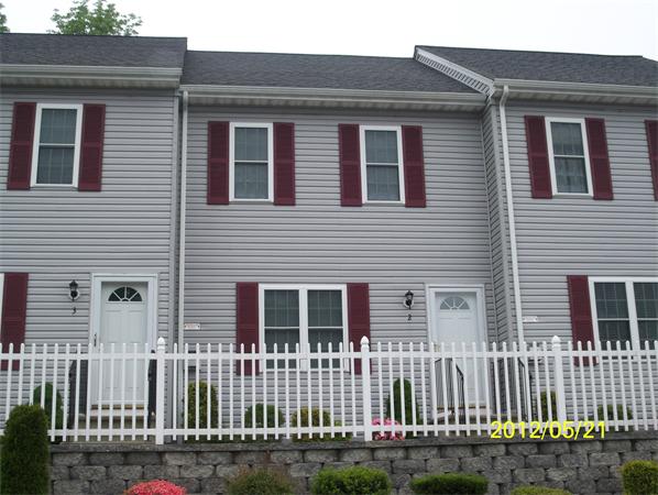 5239 N Main St