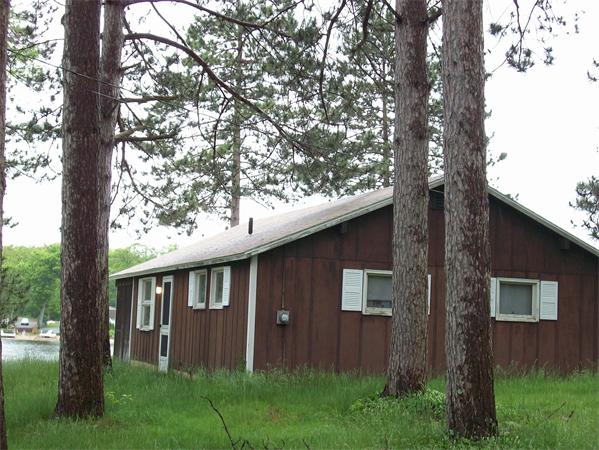 64 Chickering Rd