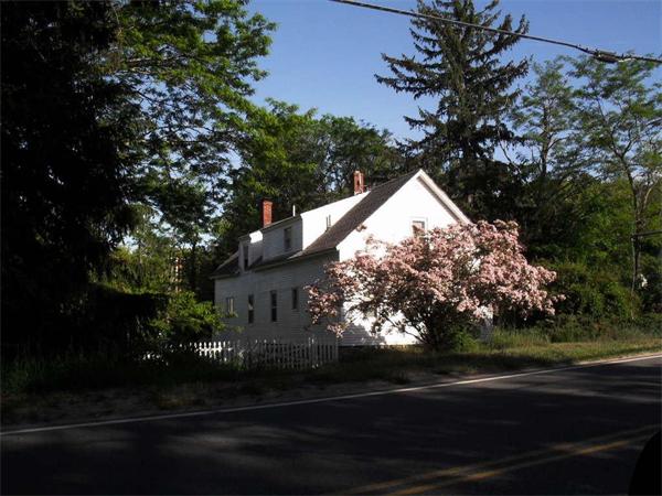 Single Family Home for Sale, ListingId:19408267, location: 2 Cranberry Rd Carver 02330
